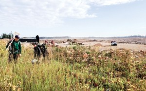 A crew from ABMI conducts a terrestrial monitoring exercise near Fort McMurray. Photo by Caitlin Willier, ABMI