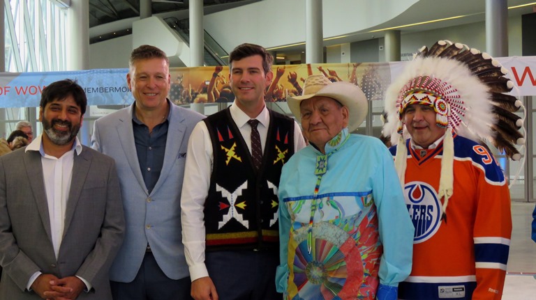 Alex Janvier poses with special guests following the unveiling of the mural. 