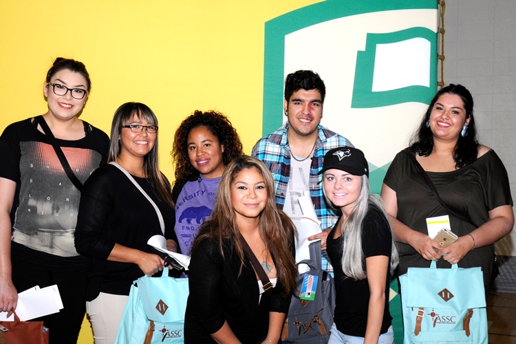 University of Alberta's Indigenous students received well stocked backpacks at the TAWOW welcome event hosted by the Aboriginal Student Services Centre. 