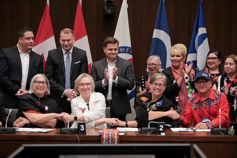 Métis Nation of Alberta and Canada sign historic self government
